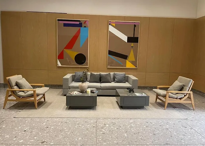 Luxury 27th-floor Near Historic Downtown *